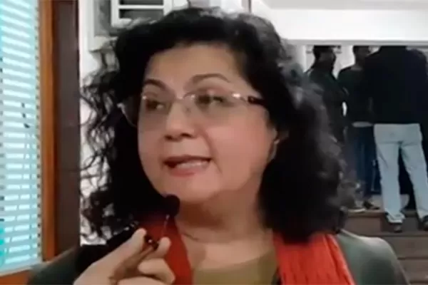 Hemos preferido demorar la decisión, dijo la directora del Gymnasium