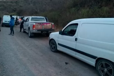 Trancas: bolseros casi provocan una tragedia en un camino alternativo a la ruta 9