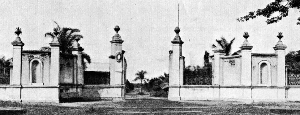 LA QUINTA. El pórtico de entrada a la Escuela de Agricultura y Sacarotecnia, en una foto de 1916. 