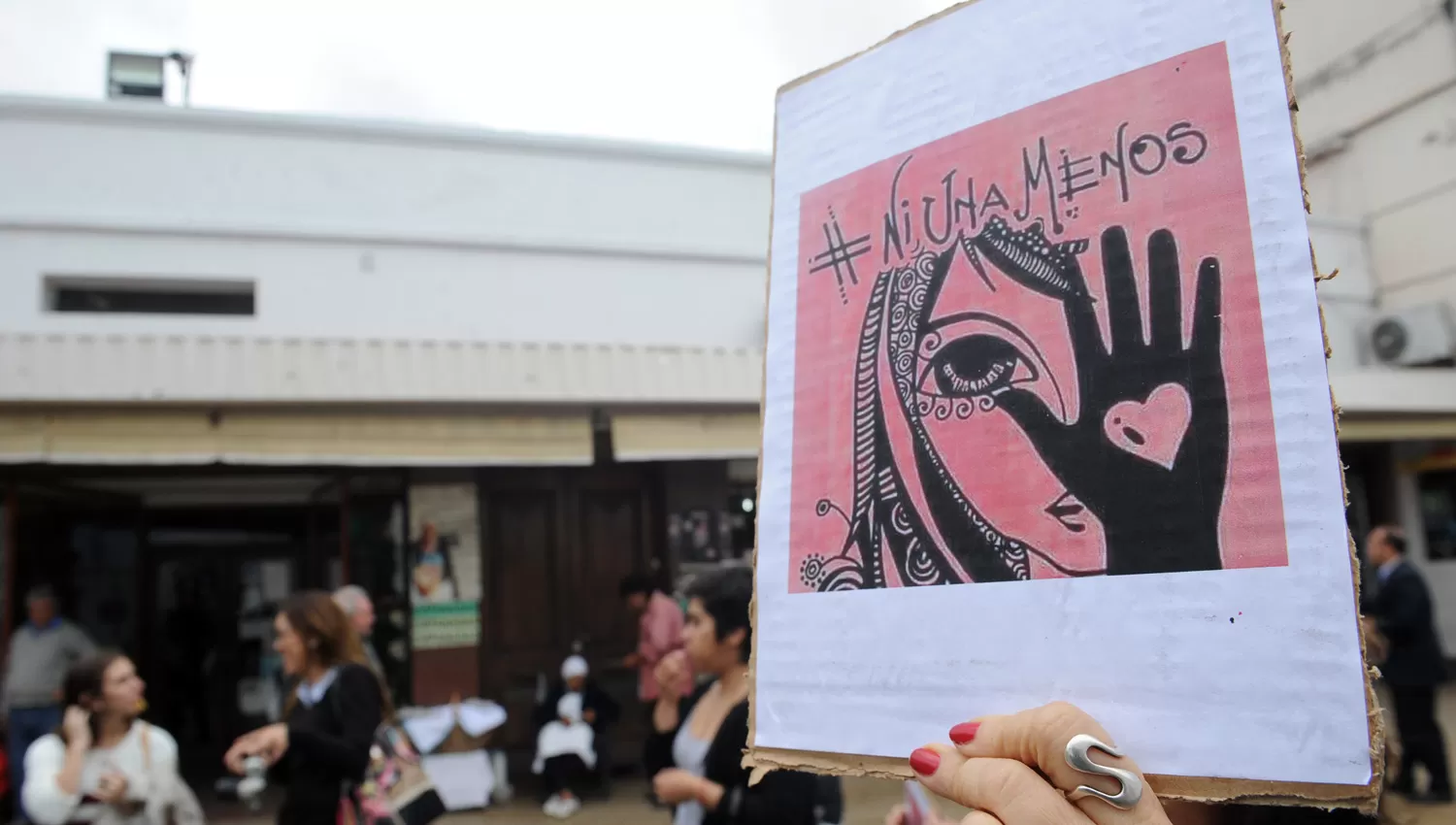 DRAMÁTICO. Al menos 32 mujeres fueron asesinadas durante el mes de Julio en todo el país. ARCHIVO LA GACETA / FOTO DE FRANCO VERA