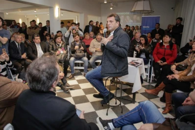Massa y Cambiemos cierran con actos; CFK, con “íntimos”
