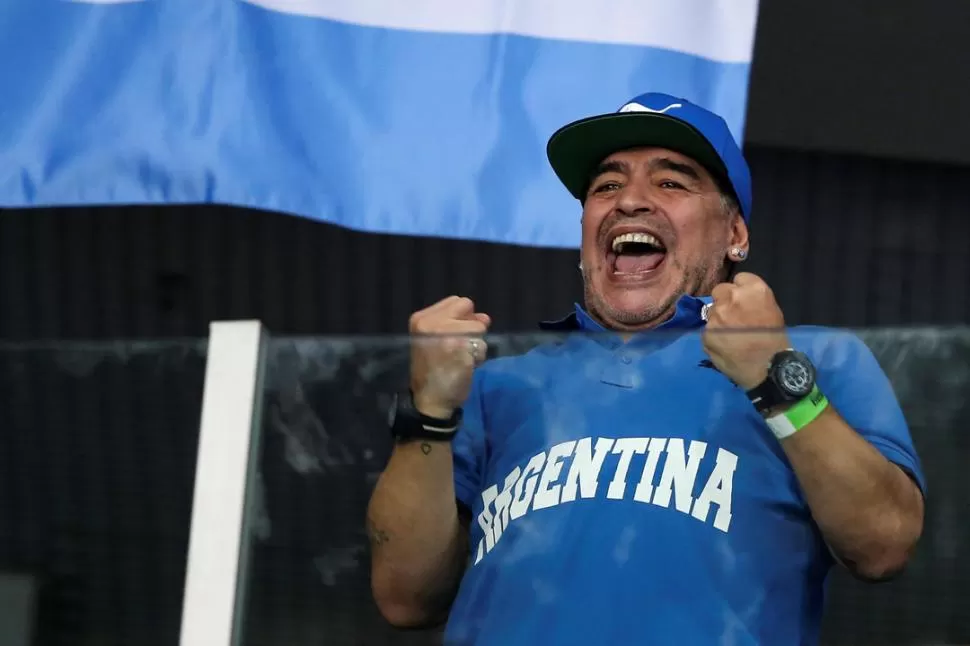 APOYO. El ex futbolista argentino dijo que quiere una “Venezuela libre”. reuters 