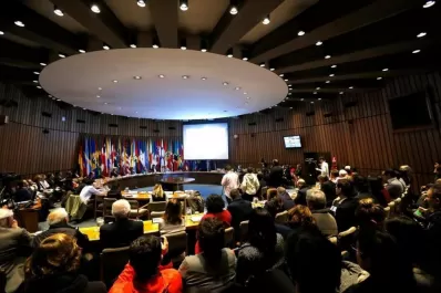 La Cepal pide un ingreso mínimo durante seis meses