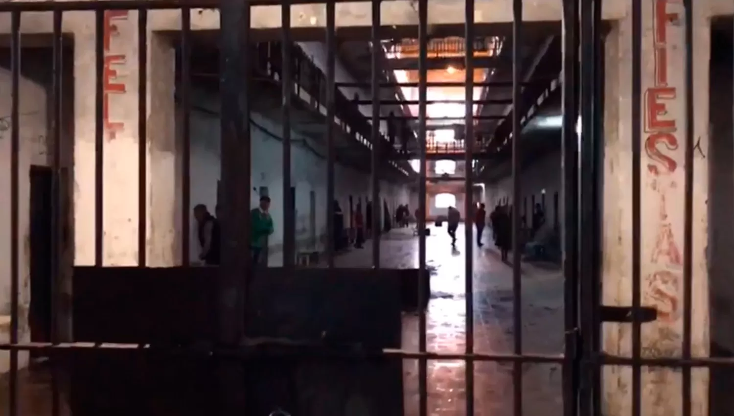 Desde adentro: el video que muestra el deplorable estado de las cárceles tucumanas