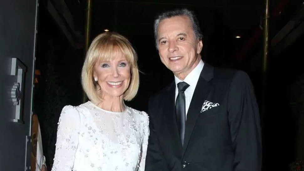 Ramón Palito Ortega y su esposa, Evangelina Salazar. ARCHIVO LA GACETA