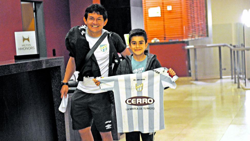 Atlético-Independiente, primer capítulo de la trilogía futbolística