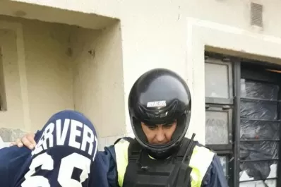 El mozo Diego Costilla habría sido asesinado por su propio vecino, que es menor de edad