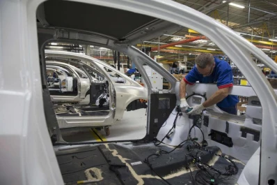 La industria muestra signos de mejora sostenida