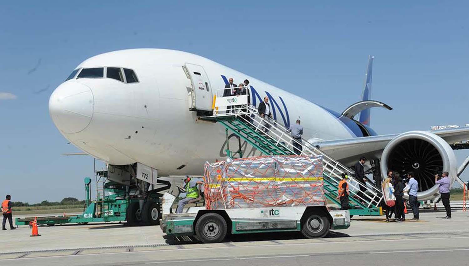 Exportación de la fruta desde el aeropuerto de Tucumán. FOTO DE ARCHIVO. 
