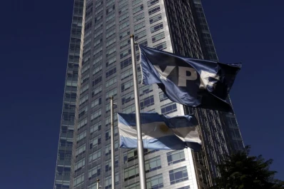 Se reestructura la conducción de la petrolera YPF