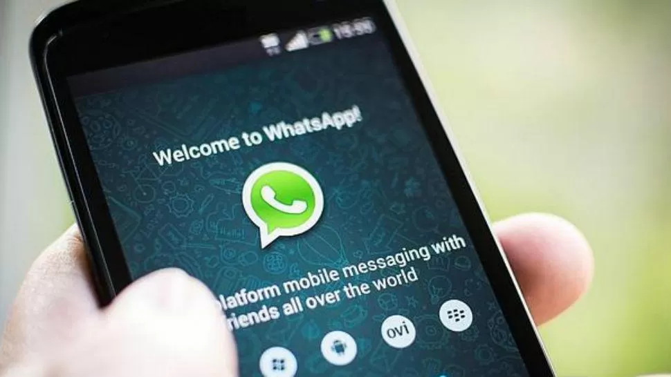 Miles de usuarios en Twitter denuncian la caída de Whatsapp