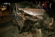 Dos menores murieron tras un doble choque, en Gastona Sur