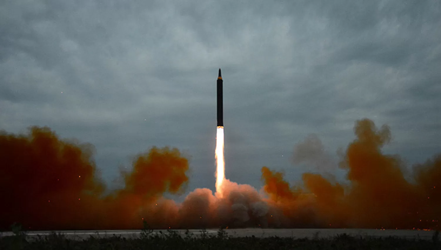 MÁS PRUEBAS. Corea del Norte ensayó a fines de mayo el lanzamiento de misiles de largo alcance. FOTO TOMADA DE ACTUALIDADRT.COM