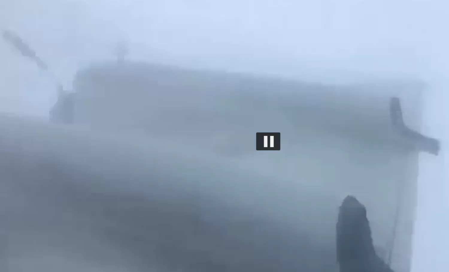 PELIGROSO. La nave en el ojo del huracán Irma. FOTO CAPTURA DE VIDEO.