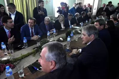 A los gobernadores no les sobra ni el dinero ni el tiempo