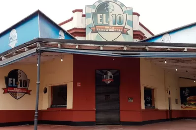 Encerraron a los empleados de una conocida sanguchería y se llevaron $ 25.000