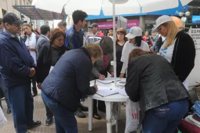 Las firmas de los vecinos esconden un rosario de quejas contra la SAT