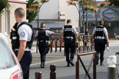 Detienen en París a tres sospechosos de terrorismo
