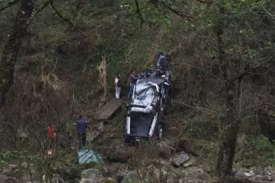 Una camioneta se desplomó en la ruta que conduce a Tafí del Valle