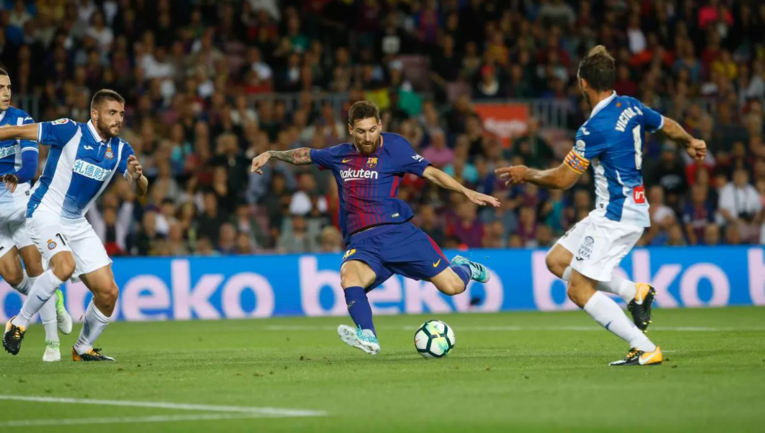 Así remató Messi para convertir el primer gol del clásico.
FOTO TOMADA DE TWITTER FC BARCELONA