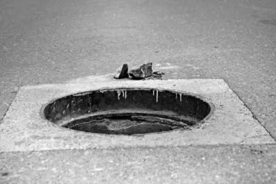 La ciudad crece por arriba y se hunde por abajo