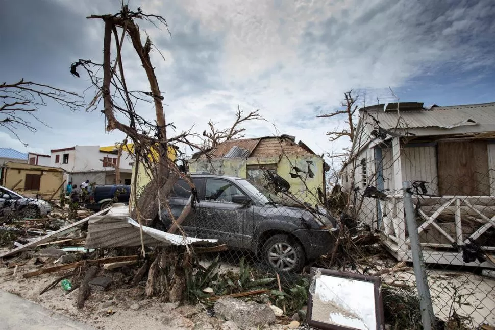 POSTAL DE SAINT MARTIN. El huracán “Irma” hizo destrozos considerables en la parte holandesa de la isla caribeña. fotos reuters