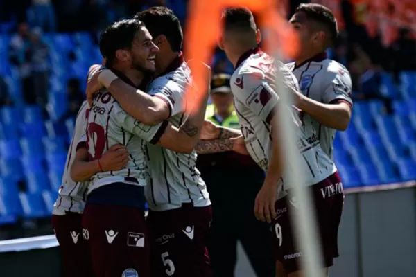 Godoy Cruz le ganó a Talleres en la última jugada