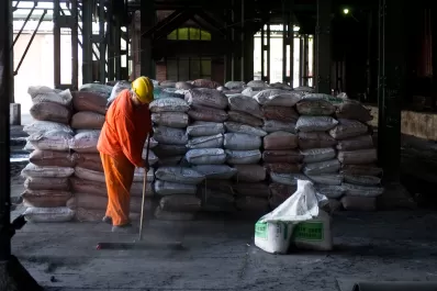 Manzur recurrirá a la vía judicial para frenar la ordenanza cordobesa contra el azúcar