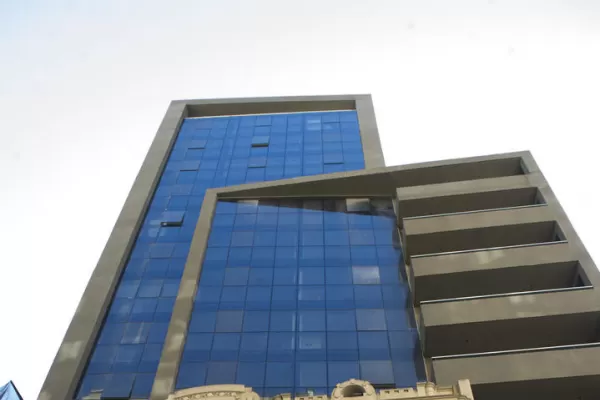 Catastro municipal le negó el final de obra a un edificio construido por la empresa de Alperovich