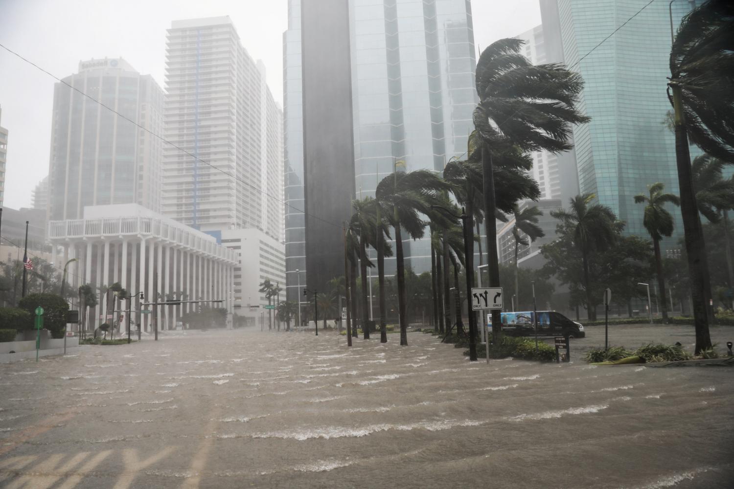 LA POTENCIA DE IRMA. El huracán golpeó con fuerza la ciudad. FOTO DE REUTERS.