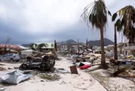 El desesperado pedido de auxilio de una mujer en St. Maarten: la gente se está matando por agua y pan