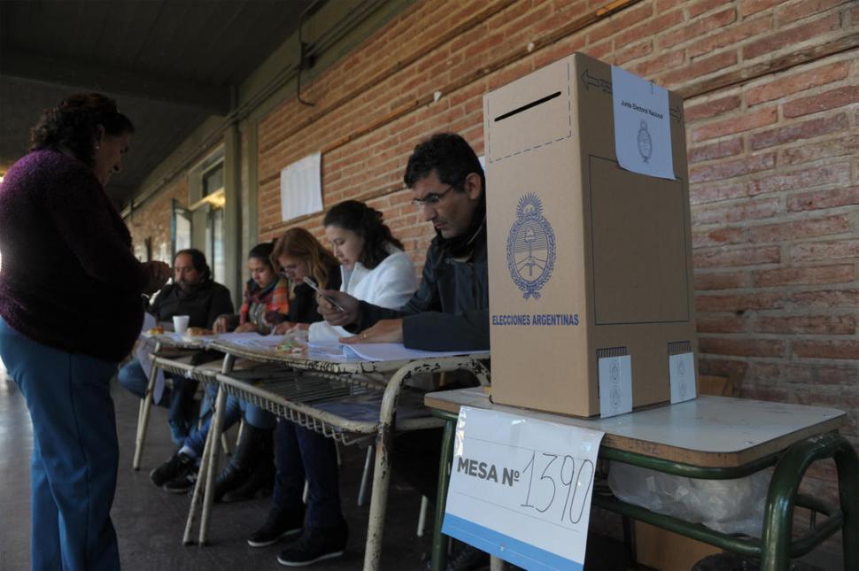 ¿Cuáles son las estrategias de las fuerzas políticas para ganar votos en Tucumán?