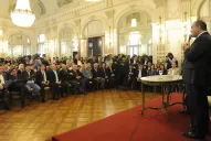 Manzur pidió reunirse con Mestre y volvió a defender el azúcar: no es nocivo para la salud