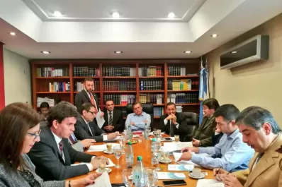 Ocho listas se disputan la representación de los abogados en el CAM