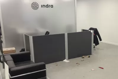 Detuvieron a una pareja acusada de enviar el sobre bomba a la empresa Indra