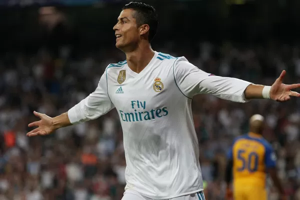 Cristiano Ronaldo reapareció con un doblete y Real Madrid goleó 3-0 al Apoel