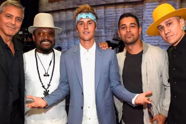 Beyoncé, Clooney, DiCaprio y más famosos se unieron para recaudar fondos para las víctimas de los huracanes