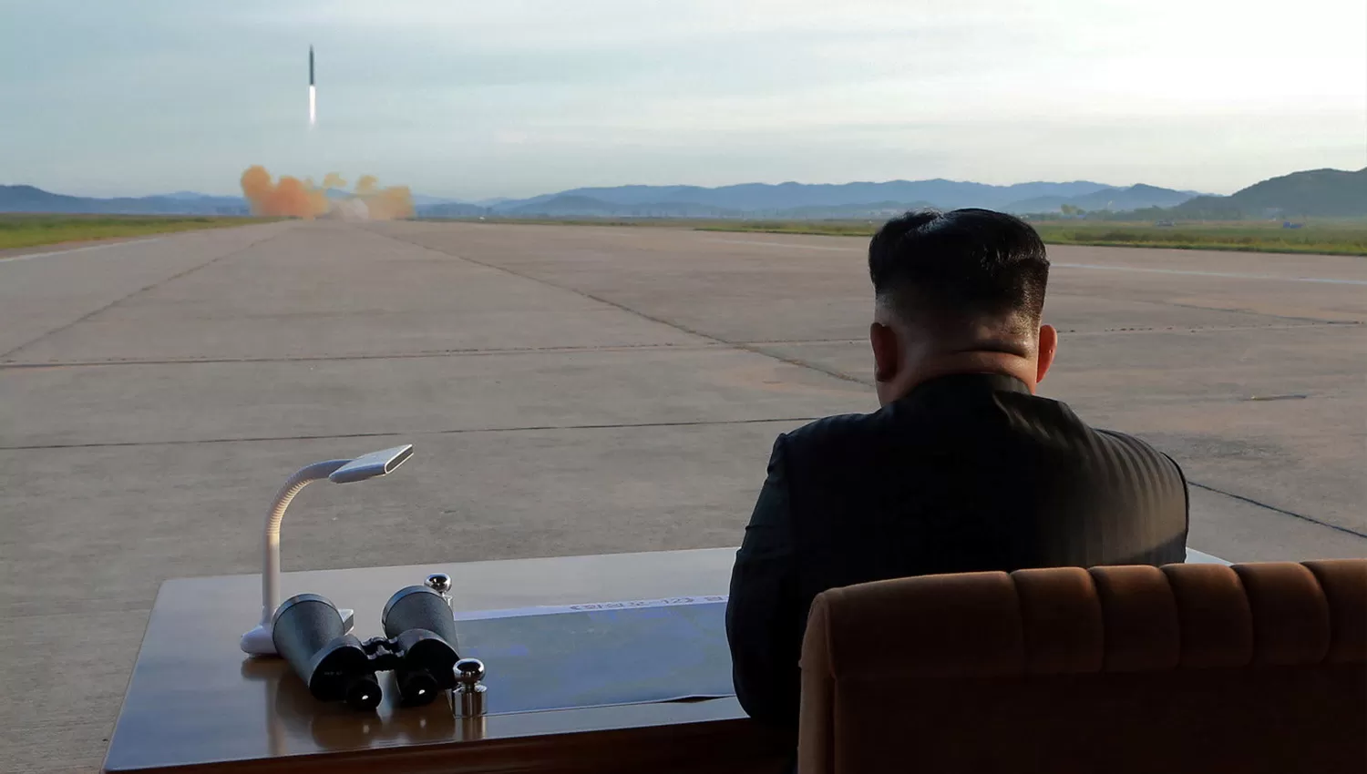 Kim Jon-un estuvo en las pruebas militares que realizó Corea del Norte. REUTERS