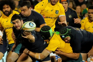 Los Pumas sufrieron el poder de Australia y cayeron por 45 a 20