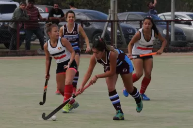 Jockey frenó al líder