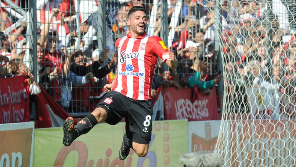 El 'Santo' arrancó la temporada con un triunfo que vale mucho