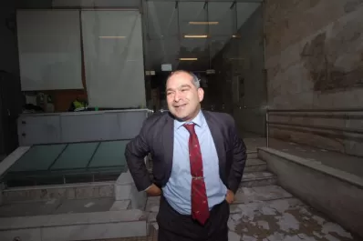 Un consejero trabajó como asesor de otro