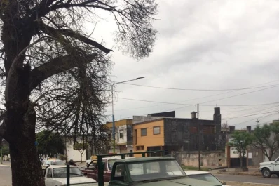 Un “cementerio de autos” en capital