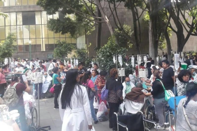 Se derrumbó una escuela y niños quedaron atrapados, tras el sismo