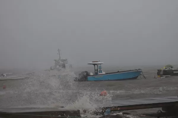 Los videos del huracán María, la tormenta que amenaza con destruir todo a su paso en el Caribe