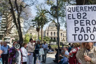 Jubilados transferidos coinciden con que la recomposición es sólo un paliativo