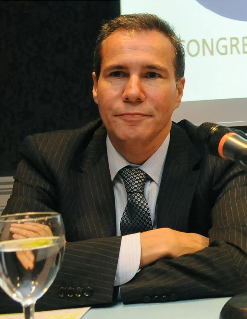2015. Nisman murió el 18/02. 