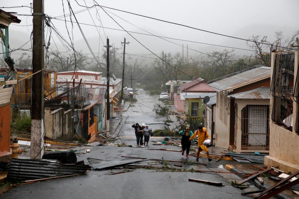 LO QUE EL VIENTO SE LLEVÓ. Las calles del municipio portorriqueño de Guayama se encuentran cubiertas de escombros luego del azote de María. reuters