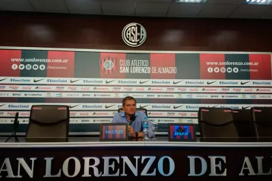 Diego Aguirre dejó de ser el técnico de San Lorenzo