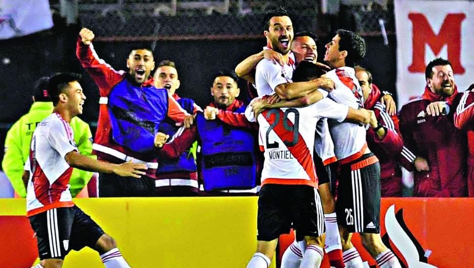 River semifinalista: trituró 8 a 0 a Jorge Wilstermann